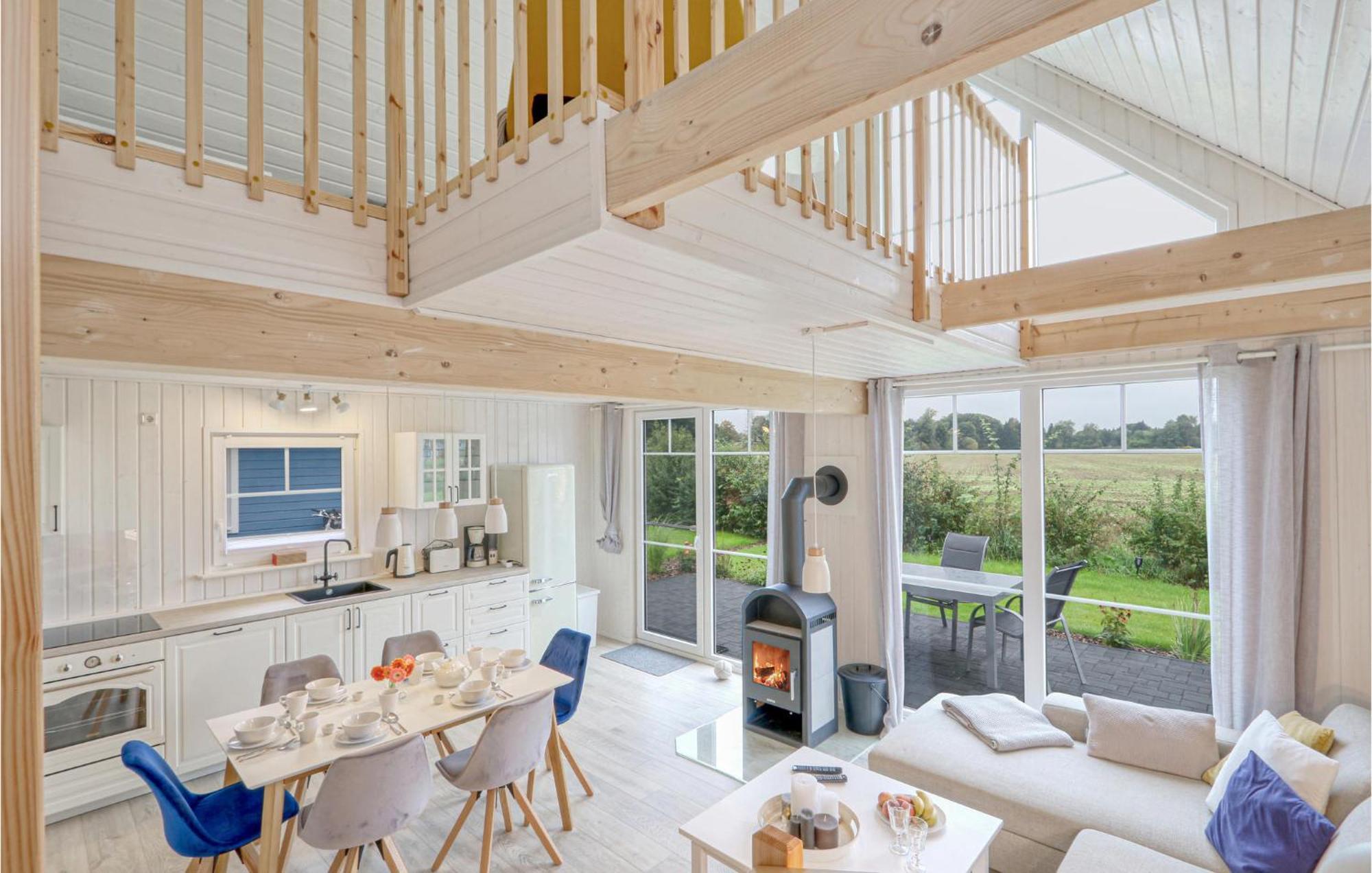2 Bedroom Lovely Home In Zerpenschleuse ภายนอก รูปภาพ